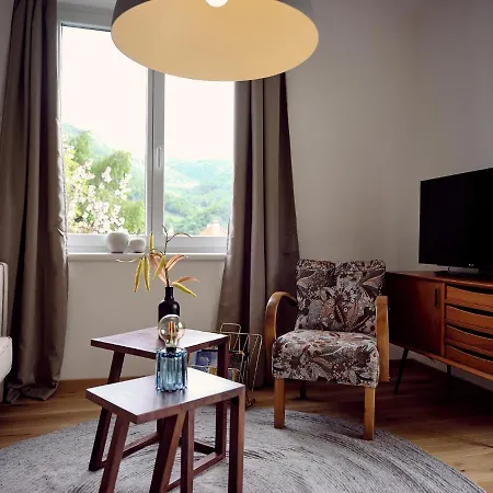 Bei Spitz / Wachau * Schwallenbach