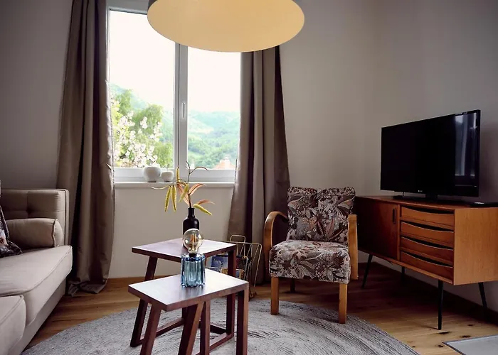 Bei Spitz / Wachau * Schwallenbach